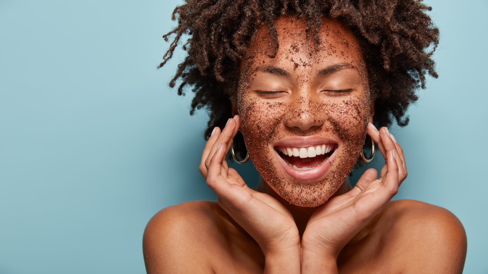 The benefits of coffee scrubs for your skin