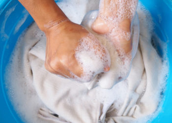 The best way to hand wash clothes