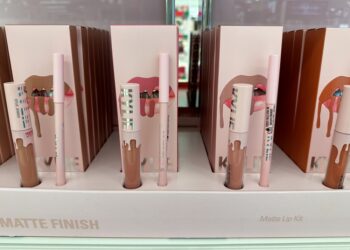 Kylie Cosmetics: A Makeup Empire Born from Social Media