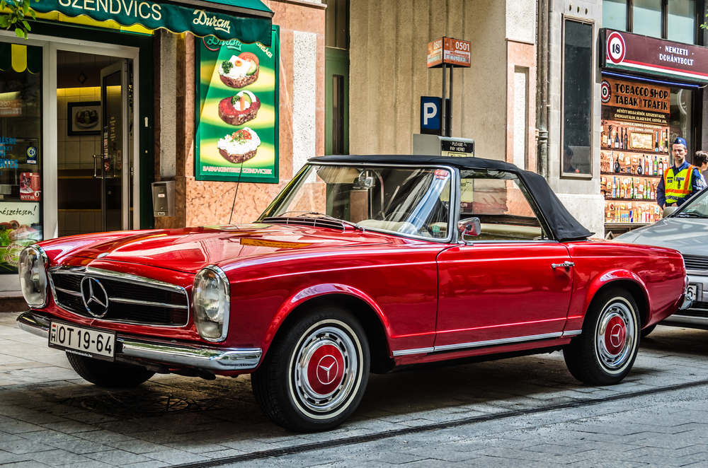 An insight of luxury cars 50 years ago